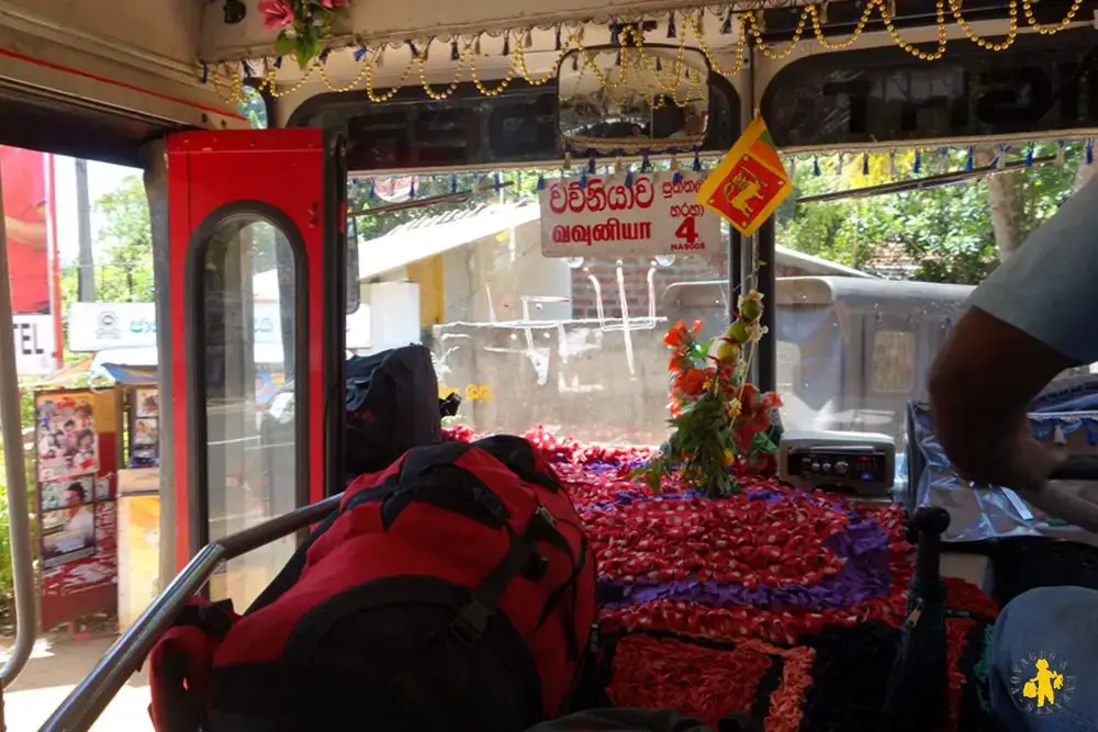 Transports au Sri Lanka en famille bus train tuk tuk