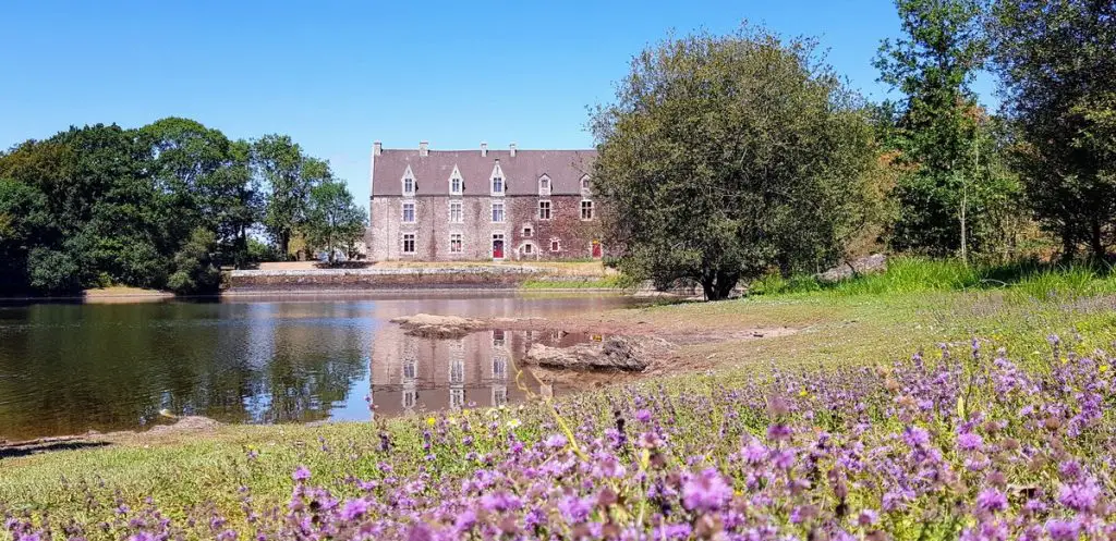 vacances en famille en Bretagne château de Comper Brocéliande Voyage en famille en Bretagne nos incontournables