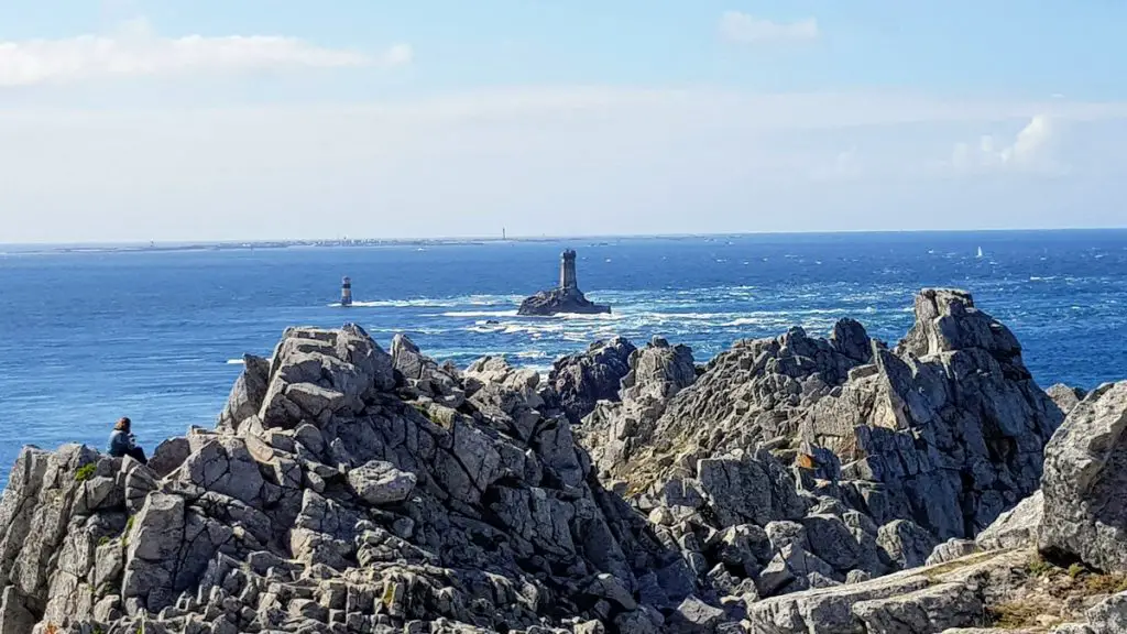 vacances en famille en Bretagne pointe du Raz Voyage en famille en Bretagne nos incontournables