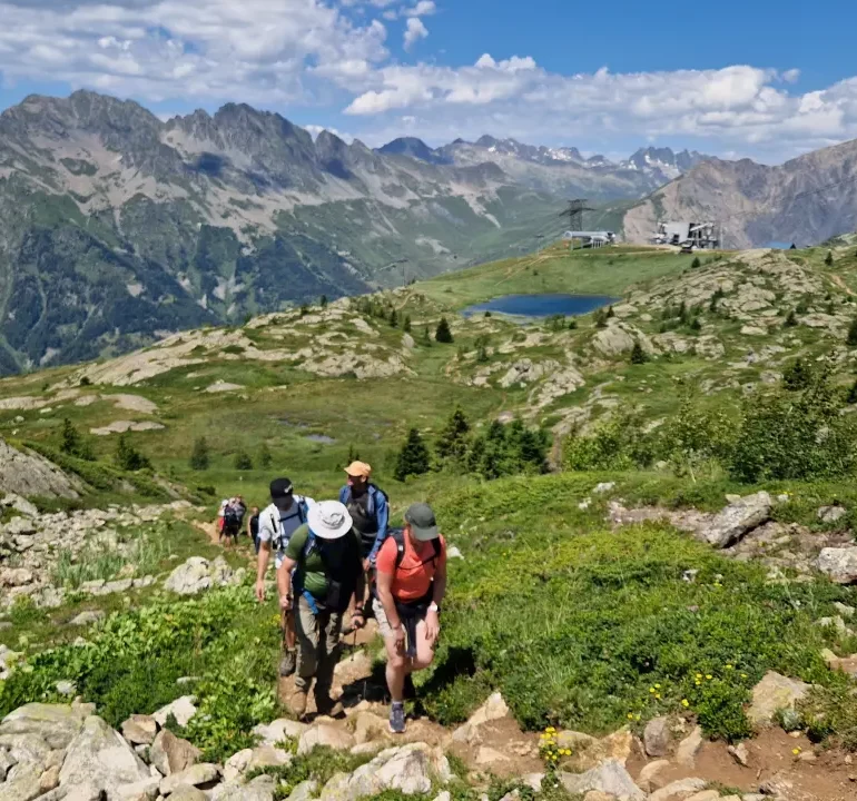 Boucle des lacs inférieurs en famille Alpes d'Huez Oz en Oisan