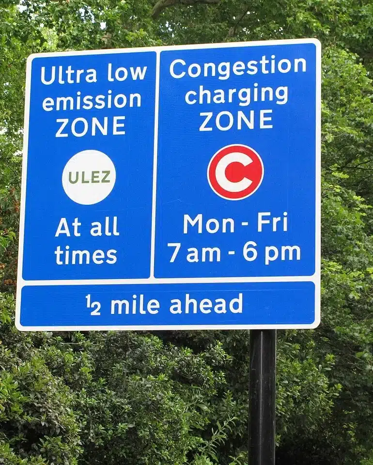 Visiter Londres en van / 4X4 : zones Lez et Ulez
