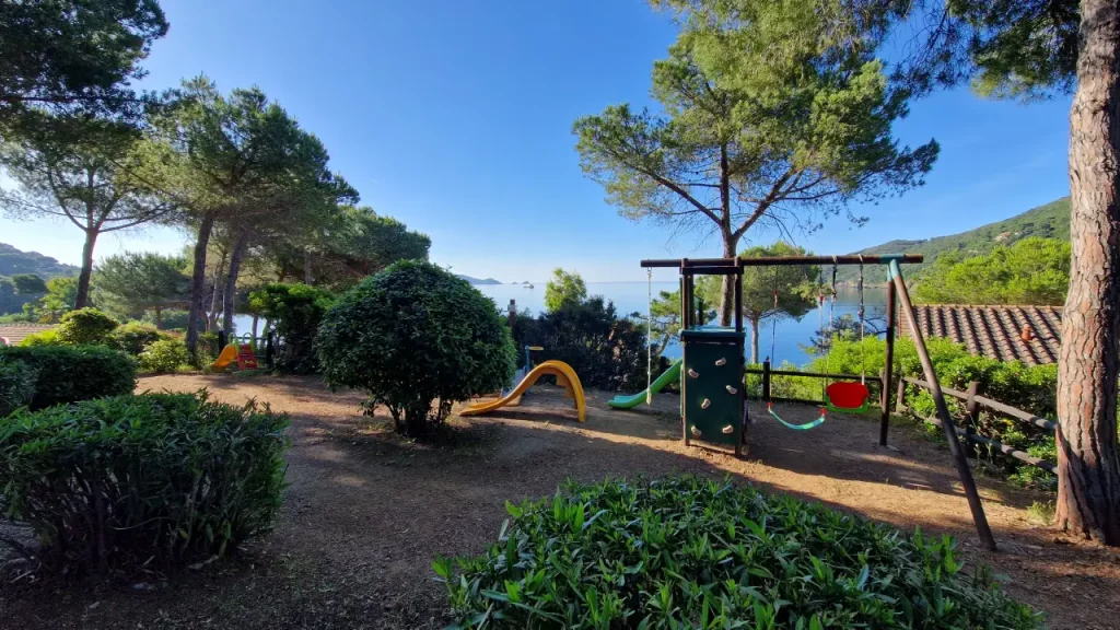 Séjour sur l'île d'Elbe en tribu