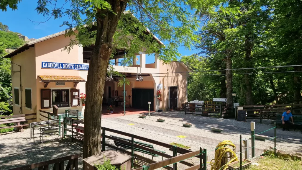 Séjour sur l'île d'Elbe en tribu