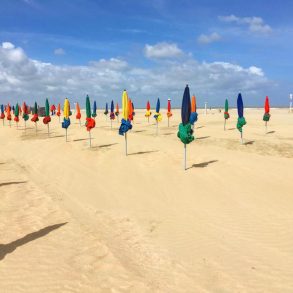 Plage Normandie en famille Road trip Bretagne et Normandie en famille | Blog VOYAGES ET ENFANTS